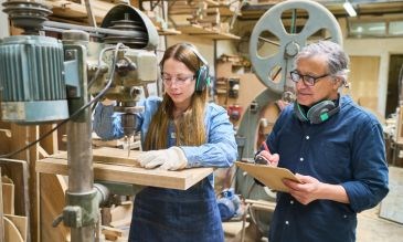 Nye regler for refusion ved skoleophold fra 2026